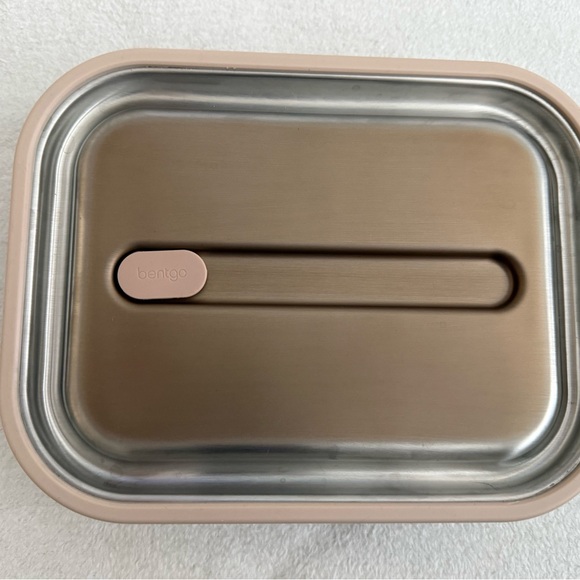 Bentgo Microsteel Leak-Proof Lunch Box - Rose Gold - Picture 2 of 7